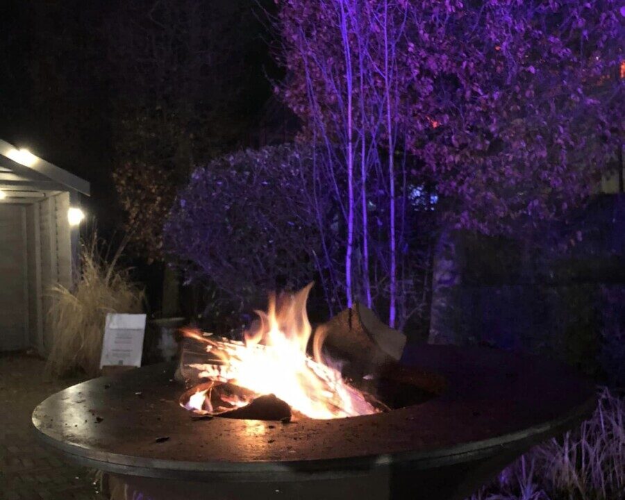 Le brasero du Restaurant ephemere les serres d'hiver à Namur
